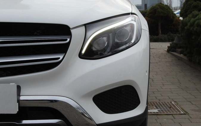 Mercedes-Benz GLC cena 116900 przebieg: 160083, rok produkcji 2016 z Radymno małe 352